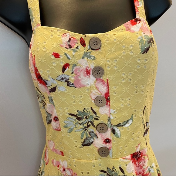 Size M BCX casual summer dress in a comfortable and cool fabric - Picture 3 of 5